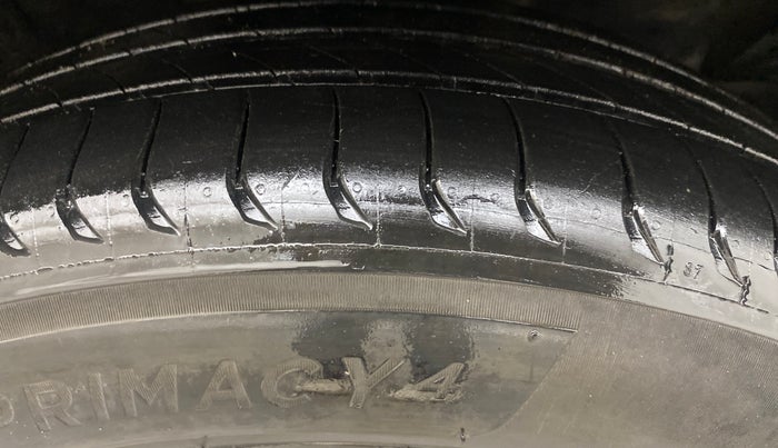 2022 KIA SELTOS HTK PLUS 1.5 IMT, Petrol, Manual, 39,717 km, Right Front Tyre Tread