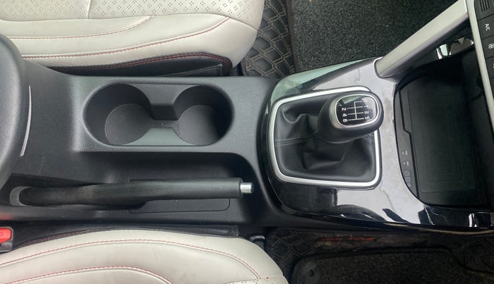 2022 KIA SELTOS HTK PLUS 1.5 IMT, Petrol, Manual, 39,717 km, Gear Lever