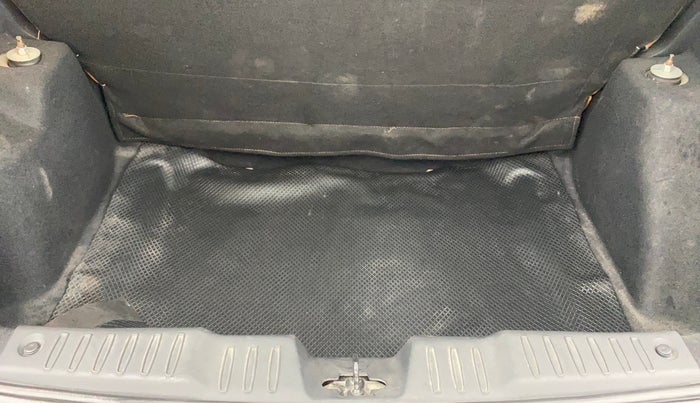 2021 Tata ALTROZ XT PETROL, Petrol, Manual, 61,416 km, Boot Inside