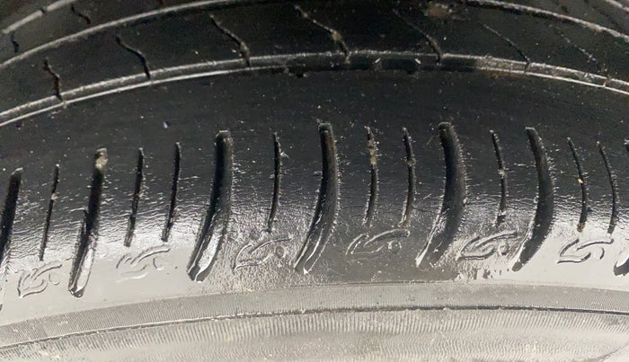 2021 Tata ALTROZ XT PETROL, Petrol, Manual, 61,416 km, Left Rear Tyre Tread