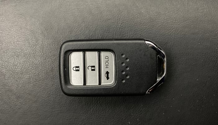 2022 Honda Amaze 1.2L I-VTEC VX, Petrol, Manual, 12,034 km, Key Close Up