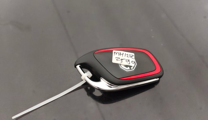 2022 MG ASTOR SHARP 1.5 MT, Petrol, Manual, 6,255 km, Key Close Up