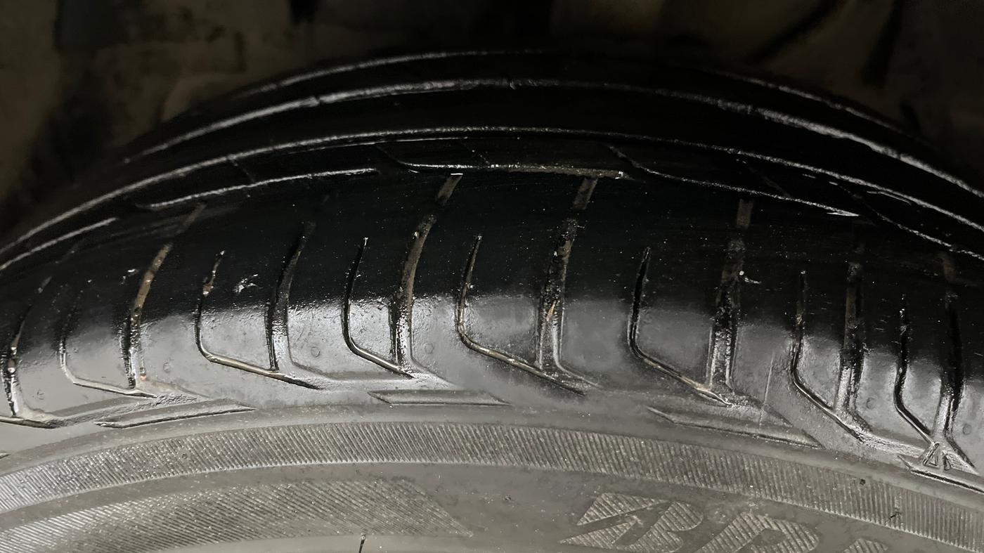 2019 Tata NEXON XZ DIESEL, Diesel, Manual, 88,905 km, Left Front Tyre Tread