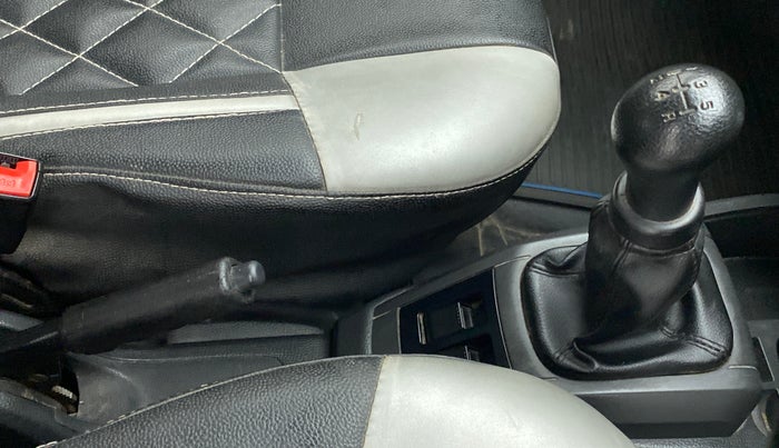 2018 Maruti Alto 800 LXI, Petrol, Manual, 35,371 km, Gear Lever