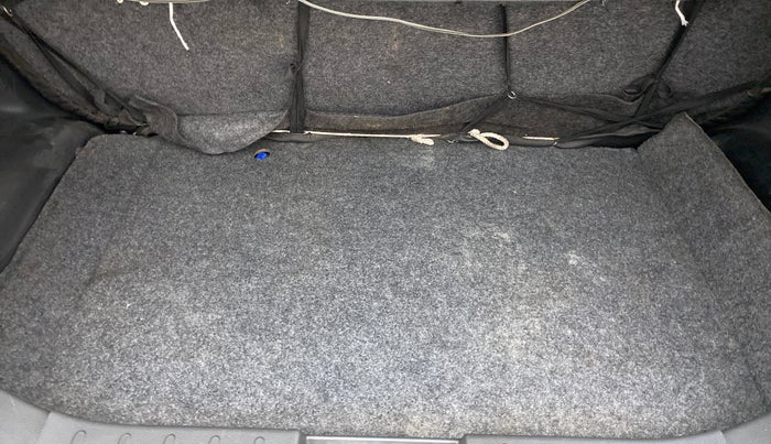 2018 Maruti Alto 800 LXI, Petrol, Manual, 35,371 km, Boot Inside