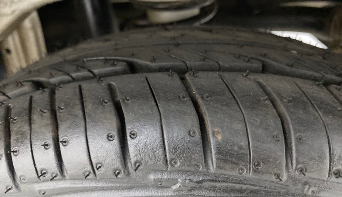 2018 Maruti Alto 800 LXI, Petrol, Manual, 35,371 km, Left Rear Tyre Tread