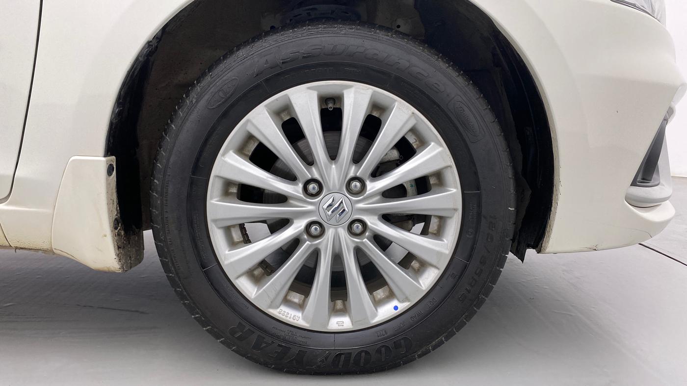 2022 Maruti Ciaz DELTA 1.5 SHVS MT PETROL, Petrol, Manual, 16,727 km, Right Front Wheel