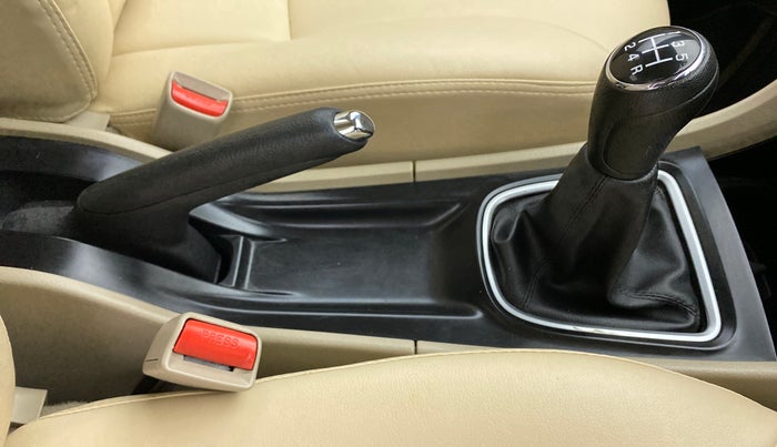 2022 Maruti Ciaz DELTA 1.5 SHVS MT PETROL, Petrol, Manual, 16,727 km, Gear Lever