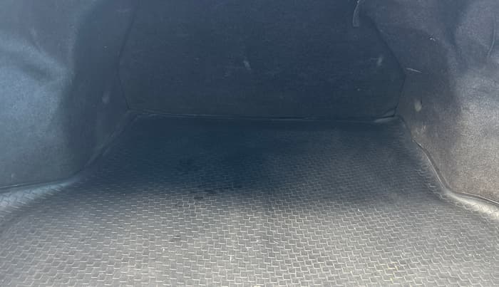 2018 Maruti Ciaz DELTA 1.5 SHVS MT PETROL, Petrol, Manual, 90,868 km, Boot Inside