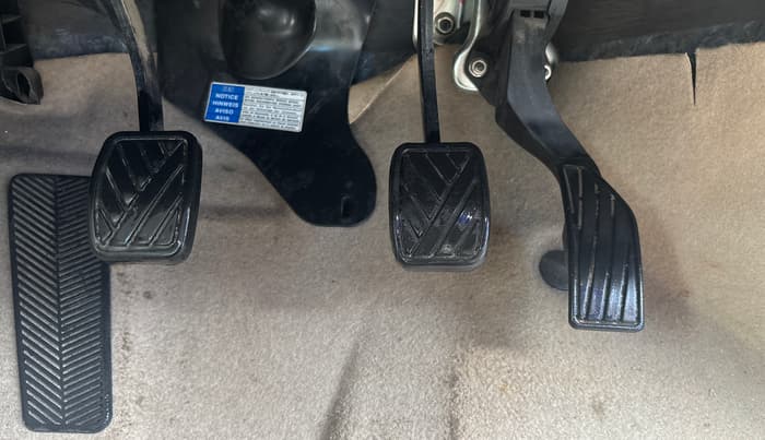 2018 Maruti Ciaz DELTA 1.5 SHVS MT PETROL, Petrol, Manual, 90,868 km, Pedals