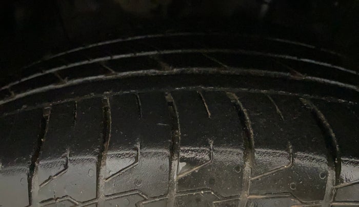 2020 Hyundai Creta SX (O) AT 1.5 DIESEL, Diesel, Automatic, 79,527 km, Left Front Tyre Tread