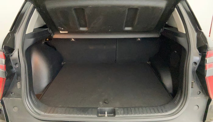 2020 Hyundai Creta SX (O) AT 1.5 DIESEL, Diesel, Automatic, 79,527 km, Boot Inside