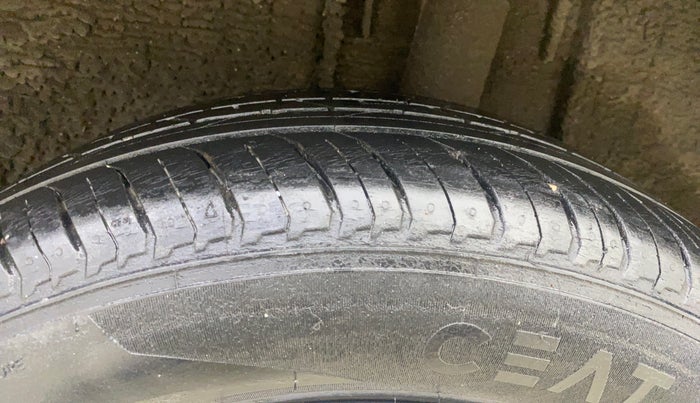 2021 Nissan MAGNITE XL TURBO CVT, Petrol, Automatic, 15,743 km, Left Rear Tyre Tread