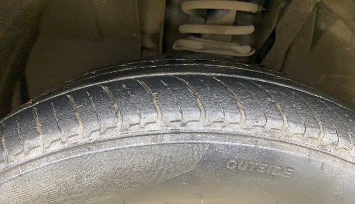 2021 Nissan MAGNITE XL TURBO CVT, Petrol, Automatic, 15,743 km, Left Front Tyre Tread