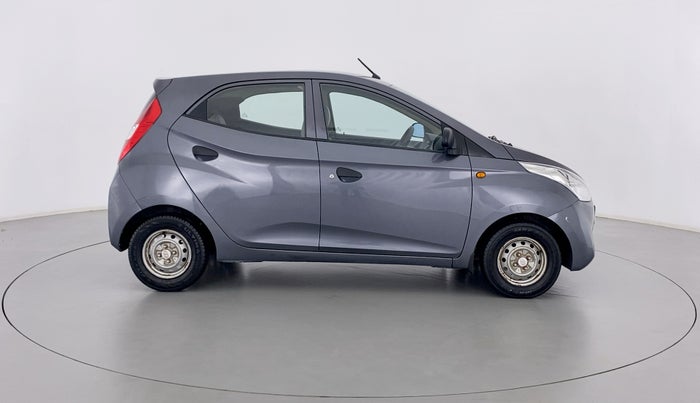 2016 Hyundai Eon ERA PLUS, Petrol, Manual, 54,546 km, Right Side View