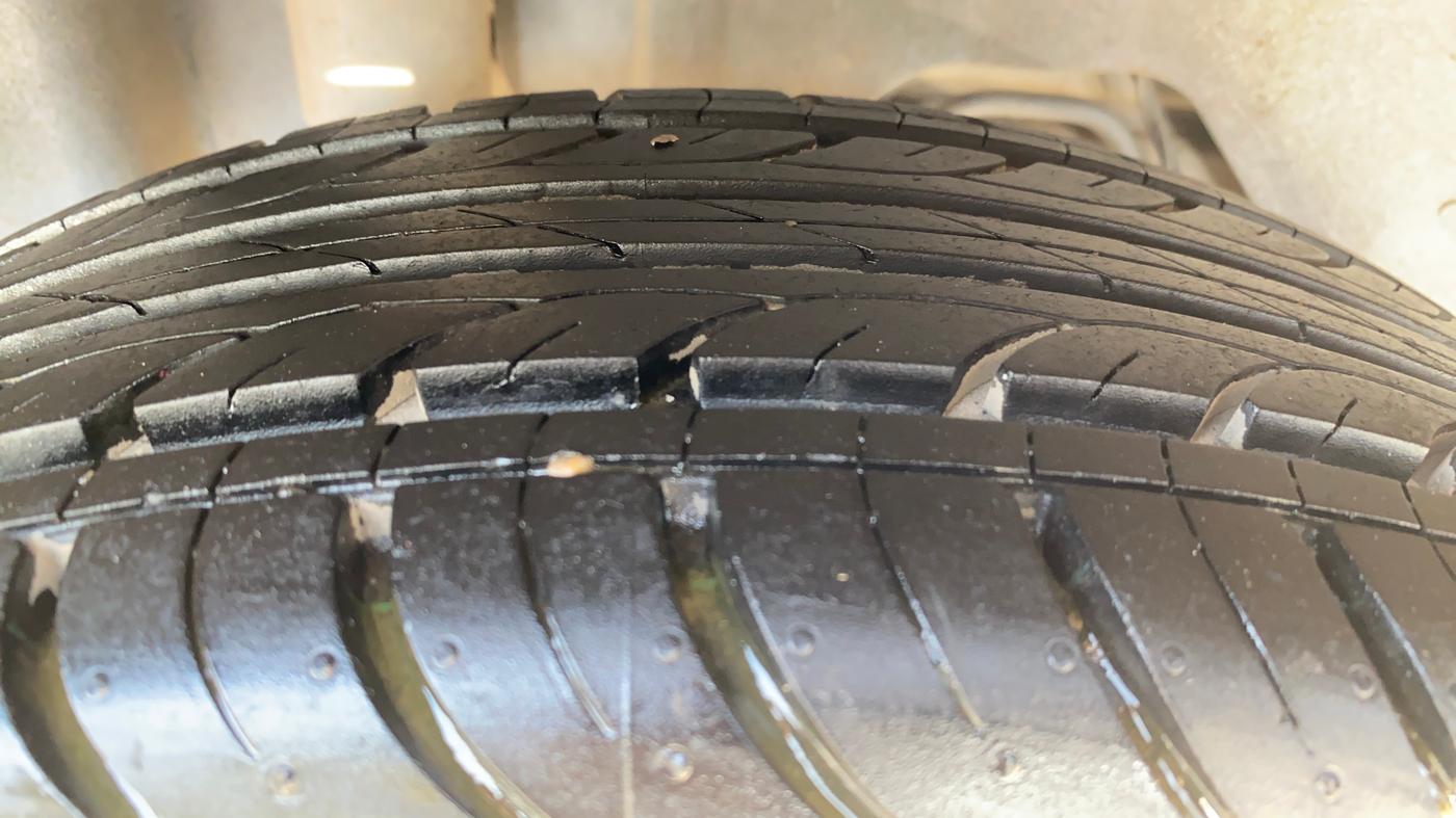 2018 Ford Figo Aspire Titanium 1.2 Ti-VCT Opt, Petrol, Manual, 33,865 km, Right Rear Tyre Tread