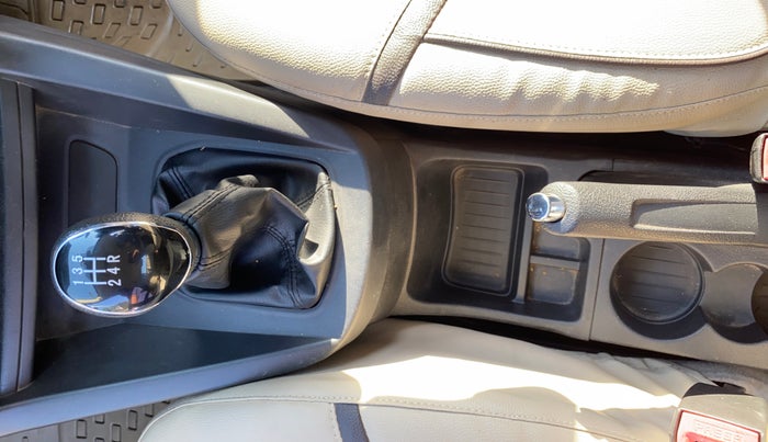 2018 Ford Figo Aspire Titanium 1.2 Ti-VCT Opt, Petrol, Manual, 33,865 km, Gear Lever