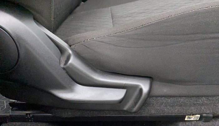 2019 Maruti Baleno DELTA 1.2 K12, Petrol, Manual, 19,831 km, Driver Side Adjustment Panel