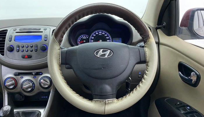 2014 Hyundai i10 SPORTZ 1.1 IRDE2, Petrol, Manual, 15,563 km, Steering Wheel Close Up