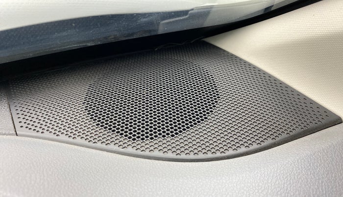 2019 Renault Kwid RXT 1.0 EASY-R AT OPTION, Petrol, Automatic, 30,983 km, Speaker