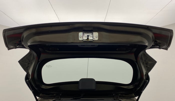 2019 Renault Kwid RXT 1.0 EASY-R AT OPTION, Petrol, Automatic, 30,983 km, Boot Door Open