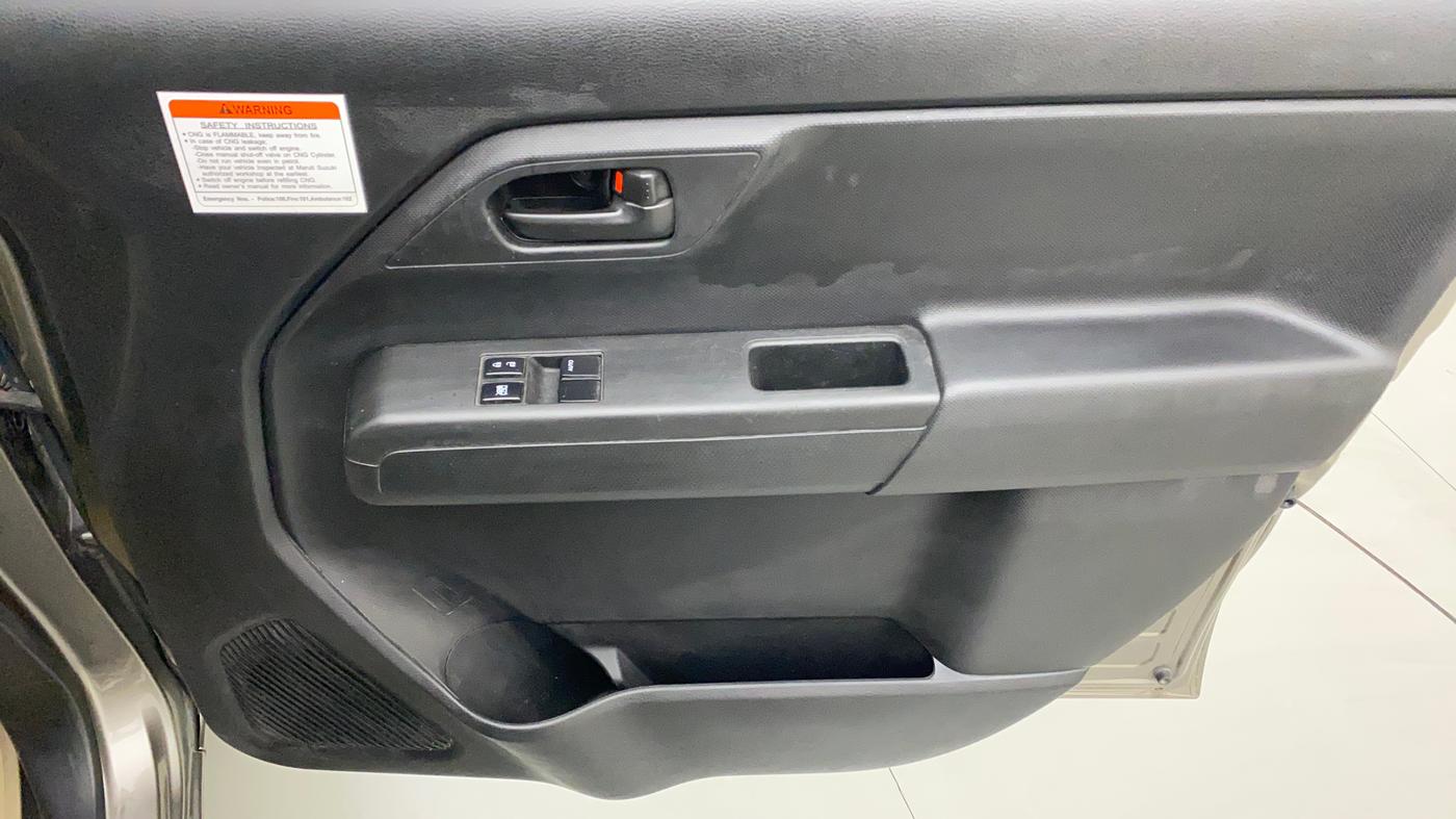 2019 Maruti New Wagon-R LXI CNG (O) 1.0, CNG, Manual, 19,538 km, Driver Side Door Panels Control