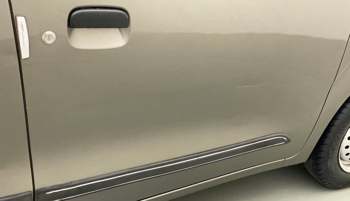2019 Maruti New Wagon-R LXI CNG (O) 1.0, CNG, Manual, 19,538 km, Driver-side door - Minor scratches