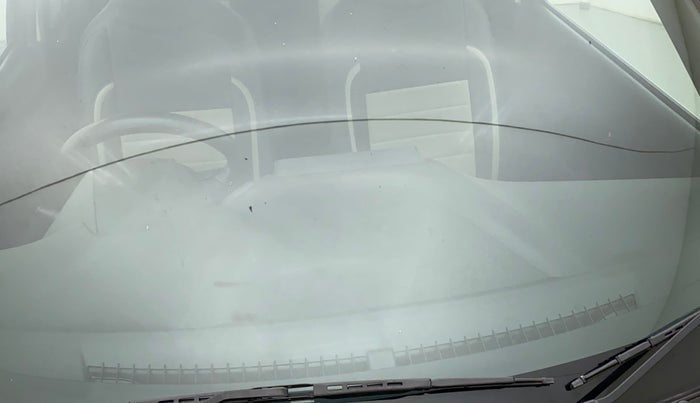 2019 Maruti New Wagon-R LXI CNG (O) 1.0, CNG, Manual, 19,538 km, Front windshield - Minor spot on windshield