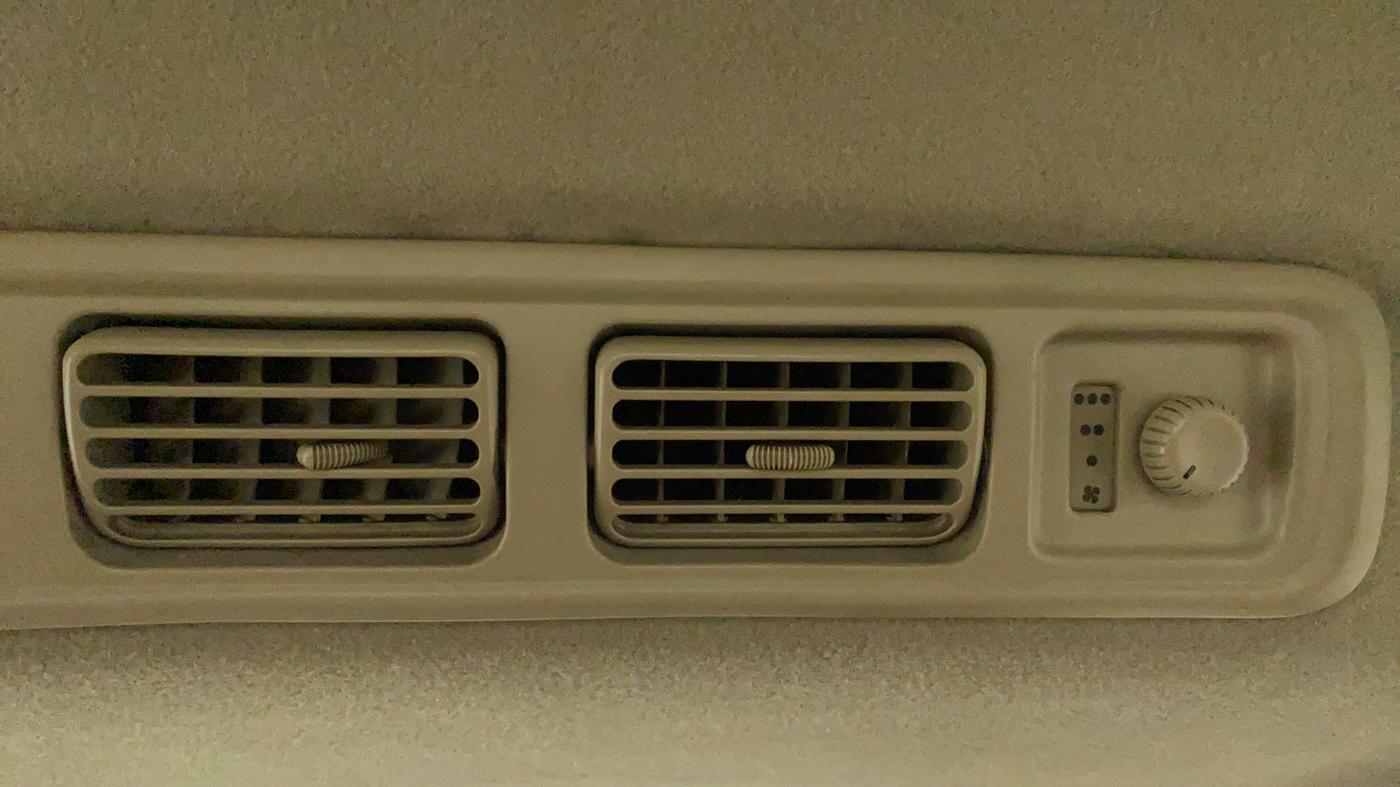 2016 Maruti Ertiga VXI CNG, CNG, Manual, 63,006 km, Rear AC Vents