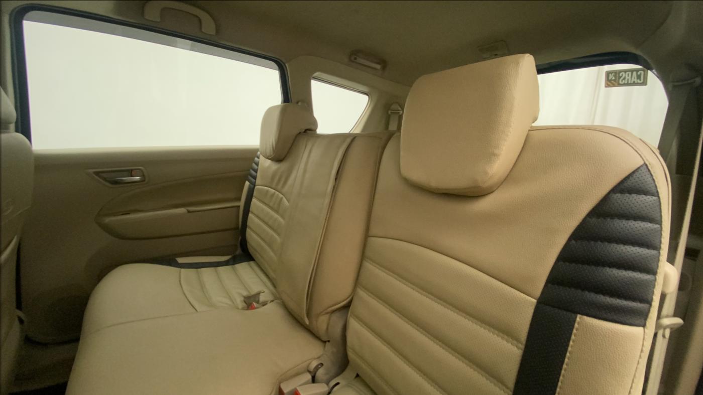 2016 Maruti Ertiga VXI CNG, CNG, Manual, 63,006 km, Right Side Rear Door Cabin