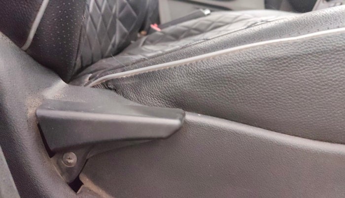 2018 Tata Tiago XM PETROL, Petrol, Manual, 52,930 km, Driver Side Adjustment Panel