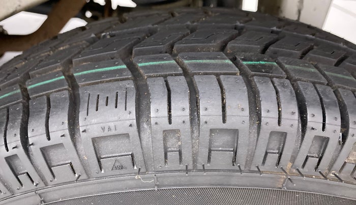 2019 Maruti Eeco 5 STR WITH AC PLUSHTR, Petrol, Manual, Left Rear Tyre Tread