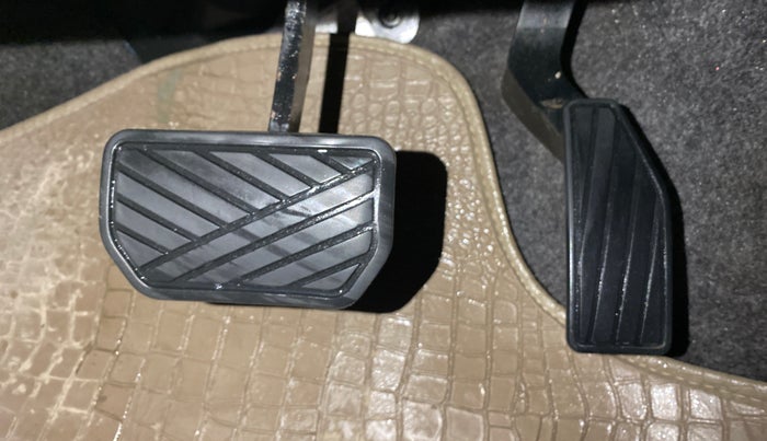 2016 Maruti Celerio ZXI AMT, Petrol, Automatic, 57,807 km, Pedals