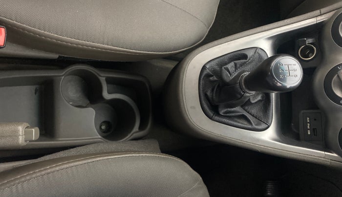 2013 Hyundai i10 SPORTZ 1.2, Petrol, Manual, 82,578 km, Gear Lever