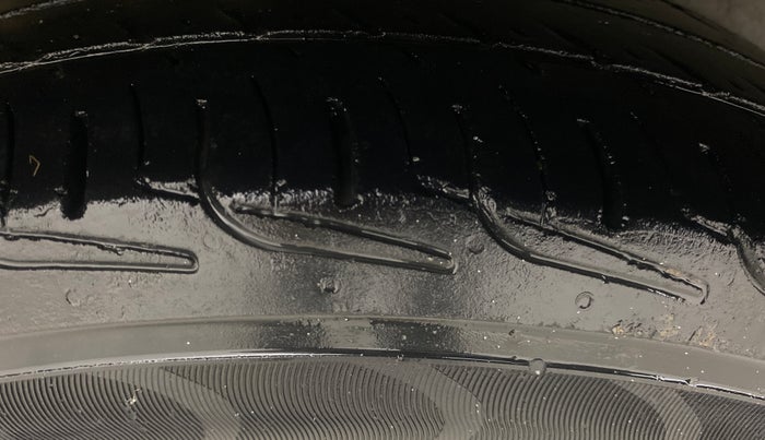 2013 Hyundai i10 SPORTZ 1.2, Petrol, Manual, 82,578 km, Right Rear Tyre Tread