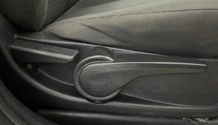 2018 Tata Tiago XZ PETROL, Petrol, Manual, 96,633 km, Driver Side Adjustment Panel