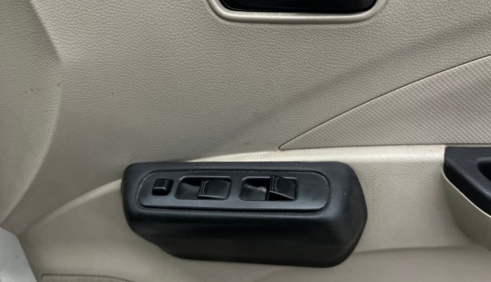 2018 Maruti Celerio LXI, Petrol, Manual, 49,110 km, Driver Side Door Panels Control