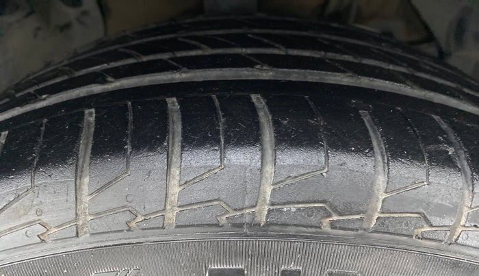 2019 Maruti S Cross DELTA SHVS, Diesel, Manual, 54,532 km, Right Front Tyre Tread