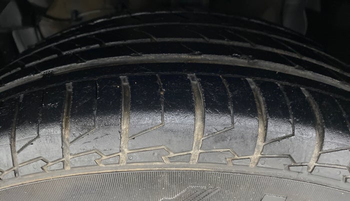 2019 Maruti S Cross DELTA SHVS, Diesel, Manual, 54,532 km, Left Front Tyre Tread