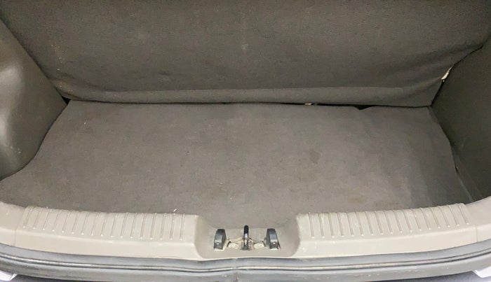 2013 Hyundai i10 MAGNA 1.2, Petrol, Manual, 90,545 km, Boot Inside