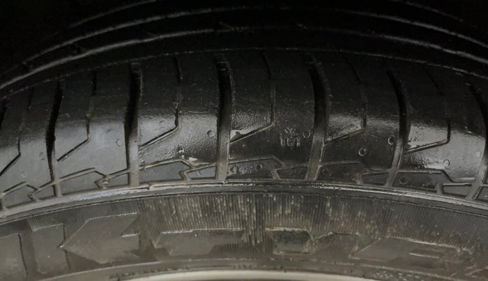 2022 KIA SELTOS HTX PETROL 1.5, Petrol, Manual, 58,451 km, Left Front Tyre Tread