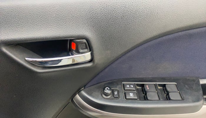 2020 Maruti Baleno DELTA PETROL 1.2, Petrol, Manual, 33,370 km, Driver Side Door Panels Control