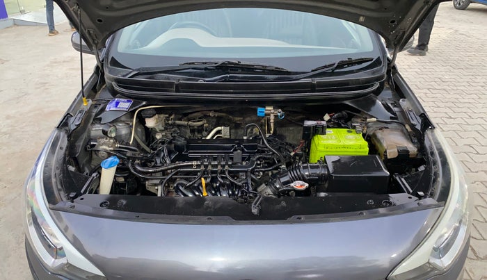 2016 Hyundai Elite i20 MAGNA 1.2, CNG, Manual, 61,101 km, Engine View