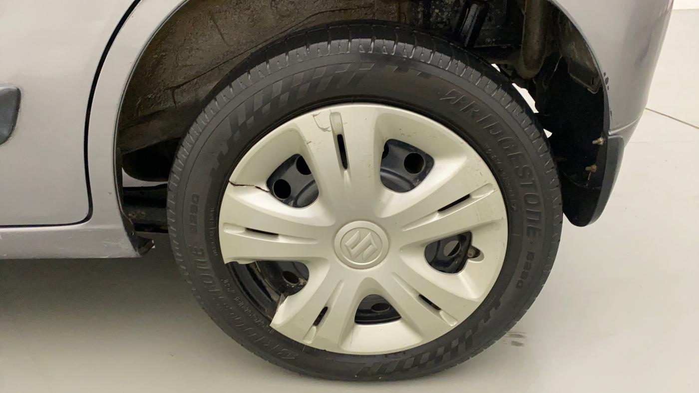 2017 Maruti Wagon R 1.0 VXI (O) AMT, CNG, Automatic, 66,873 km, Left Rear Wheel