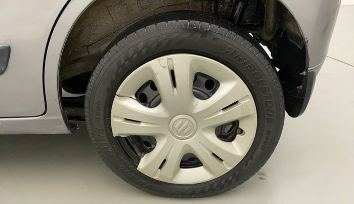 2017 Maruti Wagon R 1.0 VXI (O) AMT, CNG, Automatic, 66,873 km, Left Rear Wheel
