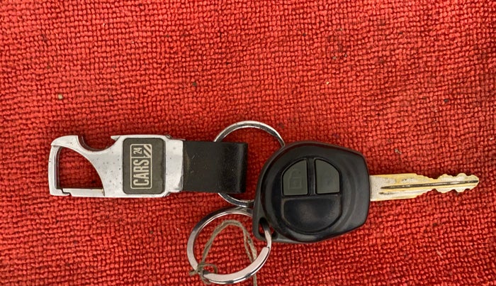 2017 Maruti Wagon R 1.0 VXI (O) AMT, CNG, Automatic, 66,873 km, Key Close Up