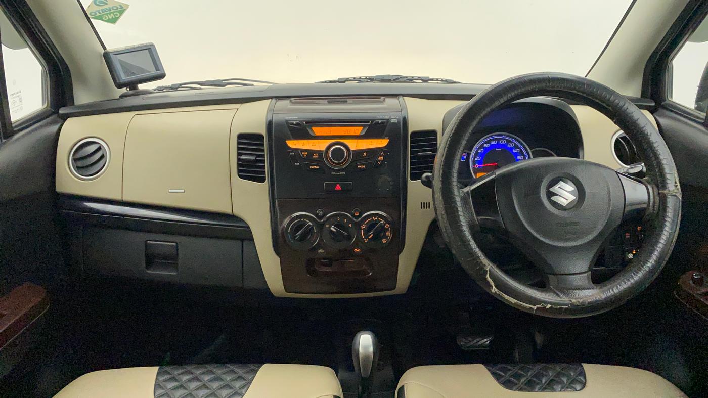 2017 Maruti Wagon R 1.0 VXI (O) AMT, CNG, Automatic, 66,873 km, Dashboard