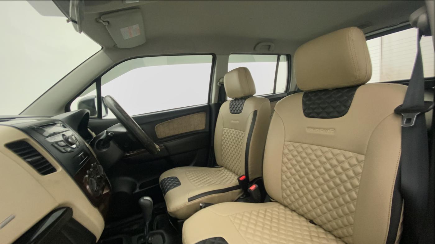 2017 Maruti Wagon R 1.0 VXI (O) AMT, CNG, Automatic, 66,873 km, Right Side Front Door Cabin