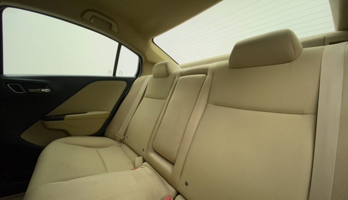 2018 Honda City V MT PETROL, Petrol, Manual, 35,869 km, Right Side Rear Door Cabin