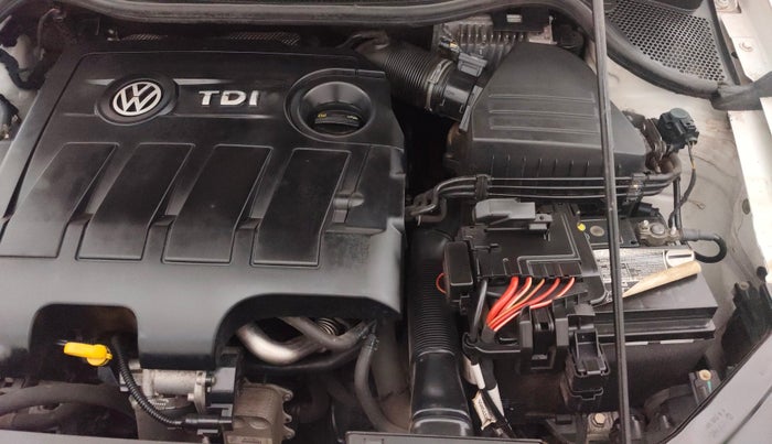 2018 Volkswagen Ameo HIGHLINE PLUS 1.5L AT 16 ALLOY, Diesel, Automatic, 20,310 km, Engine View - Left